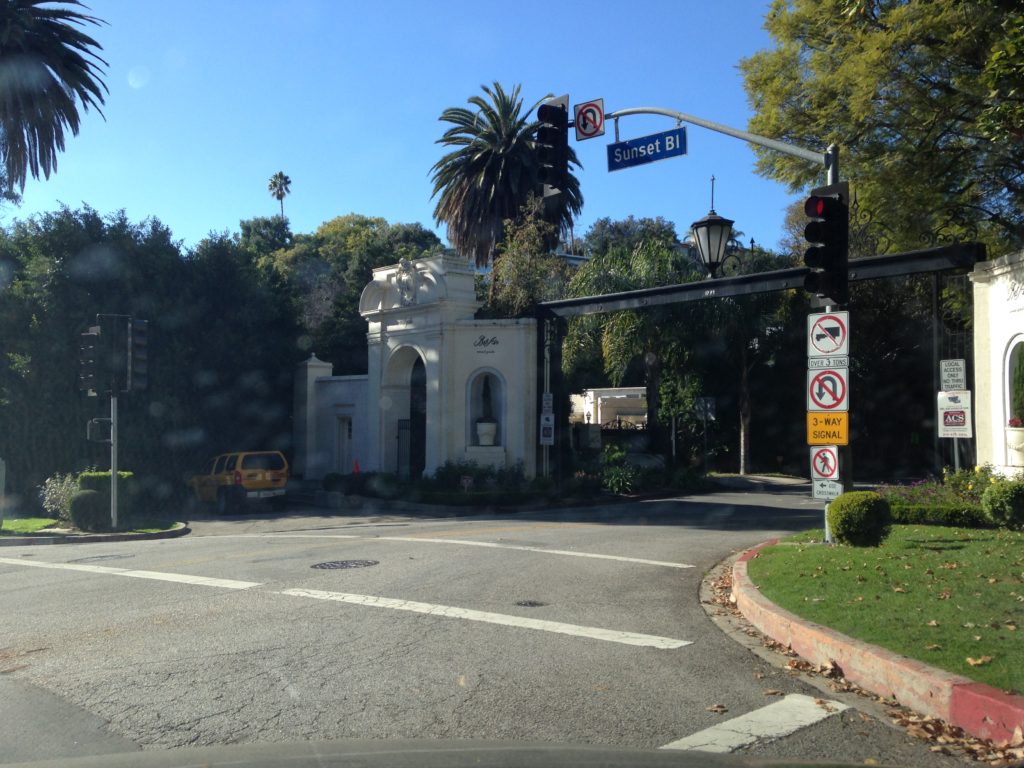 Bel air gates