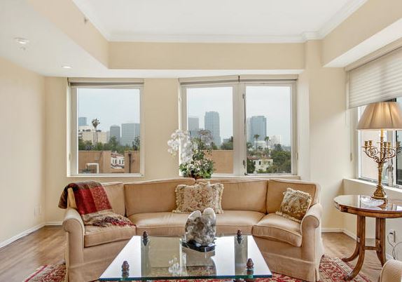 Wilshire Corridor condominium sales