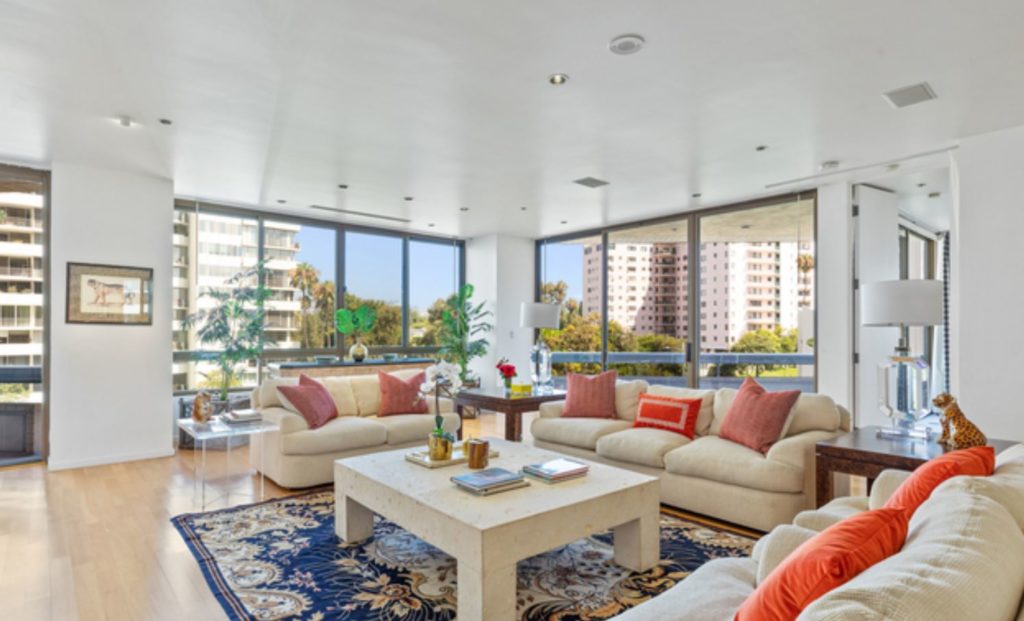 Wilshire Corridor condominiums sold